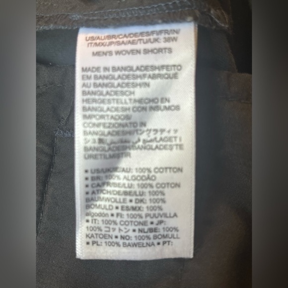 NWT - Amazon Essentials Men's Classic-Fit 9" Shorts - Picture 9 of 9